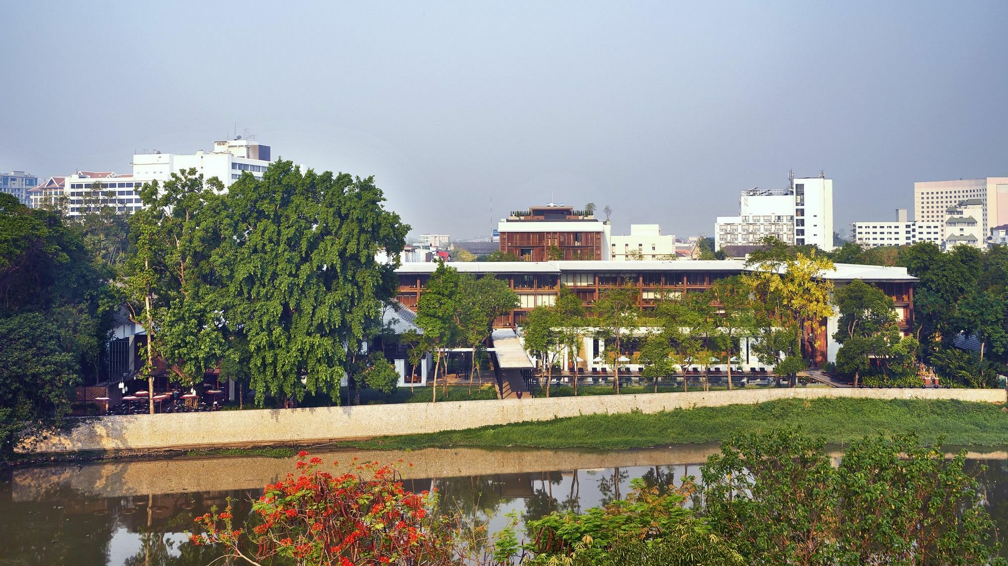 Anantara Chiang Mai Serviced Suites Екстериор снимка